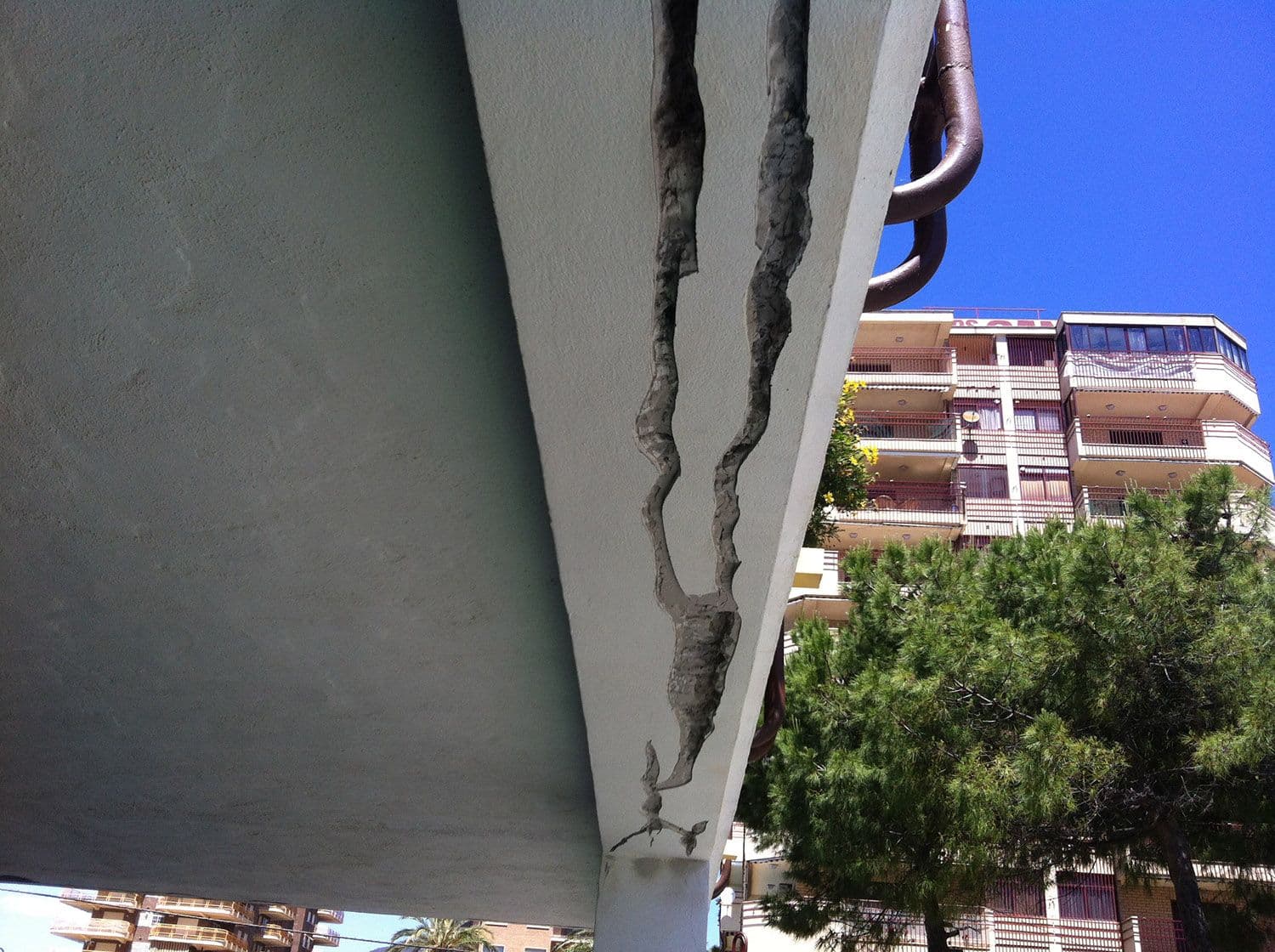 Structure of the Alborán apartments