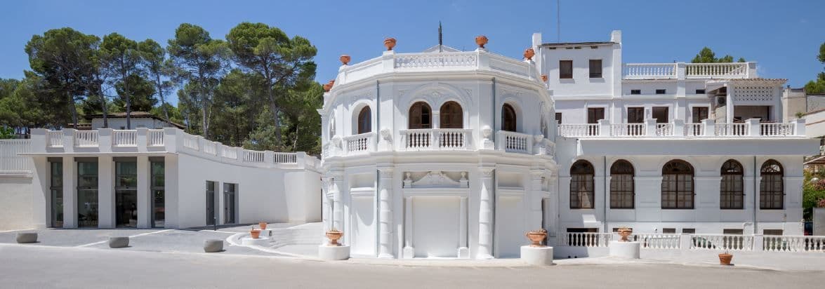 Edificio Manantial del Balneario de Cofrentes