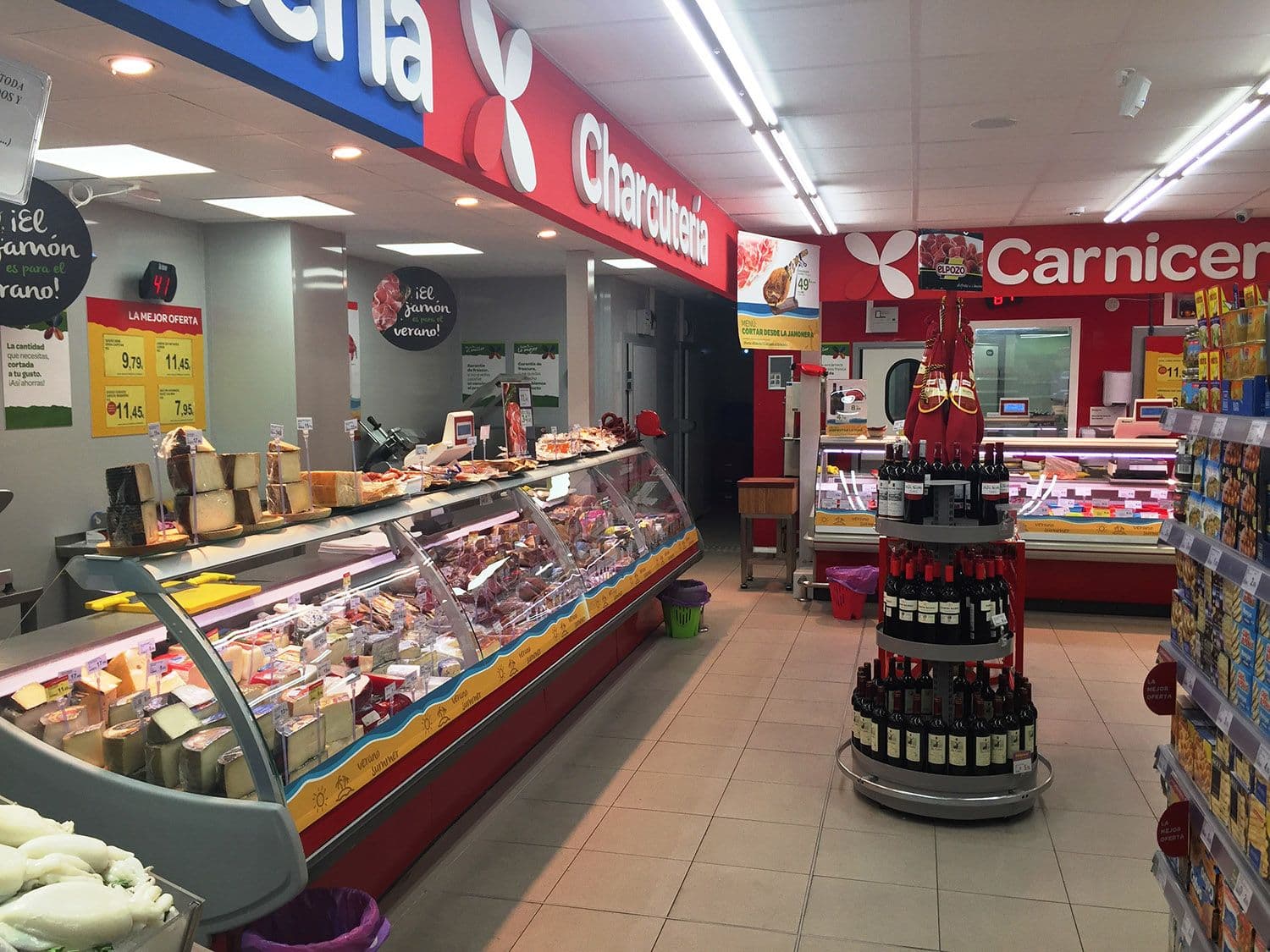 Dialprix supermarket in Valencia