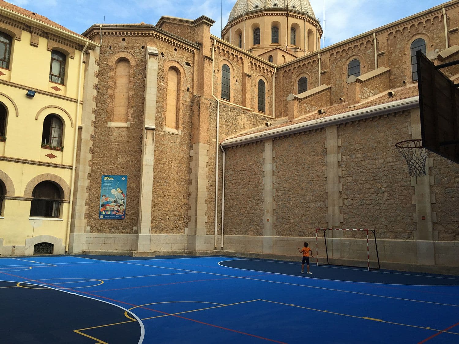 Pavimento deportivo Escolapios