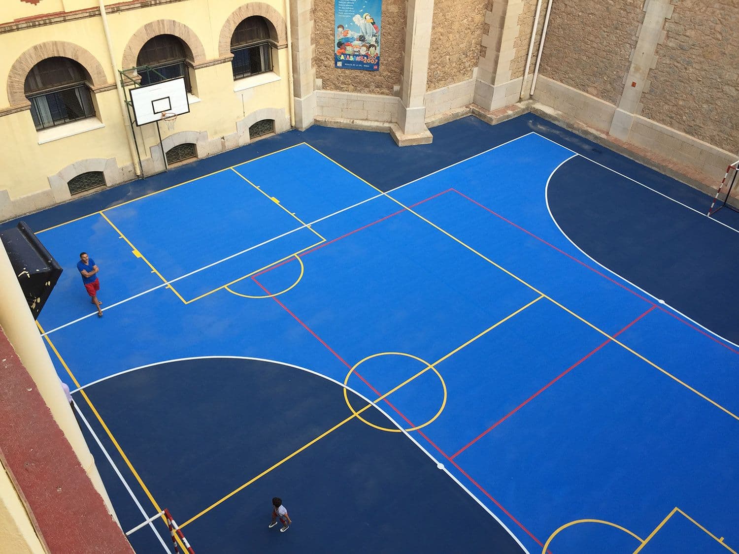 Pavimento deportivo Escolapios