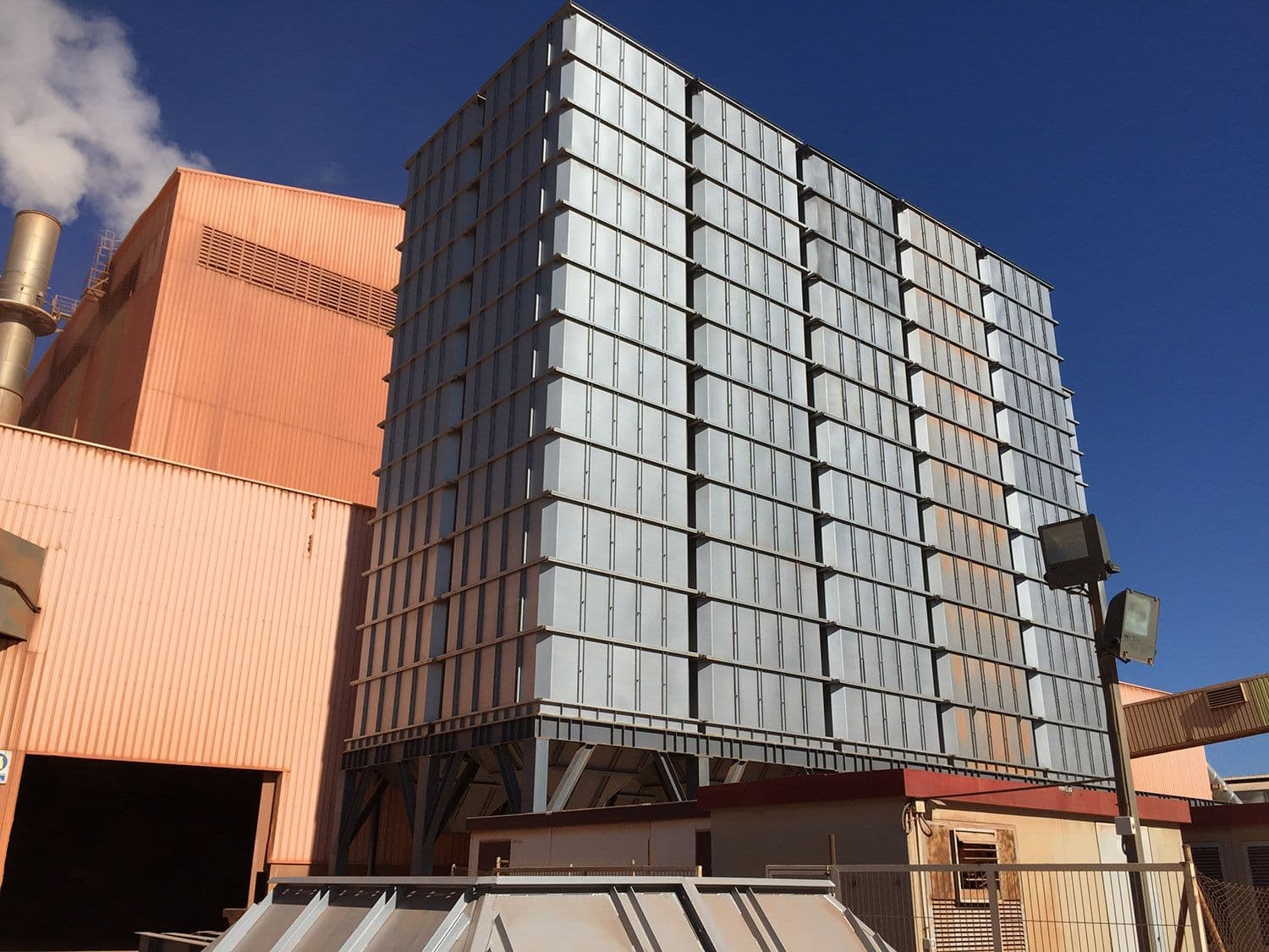 Ondagen silo cladding